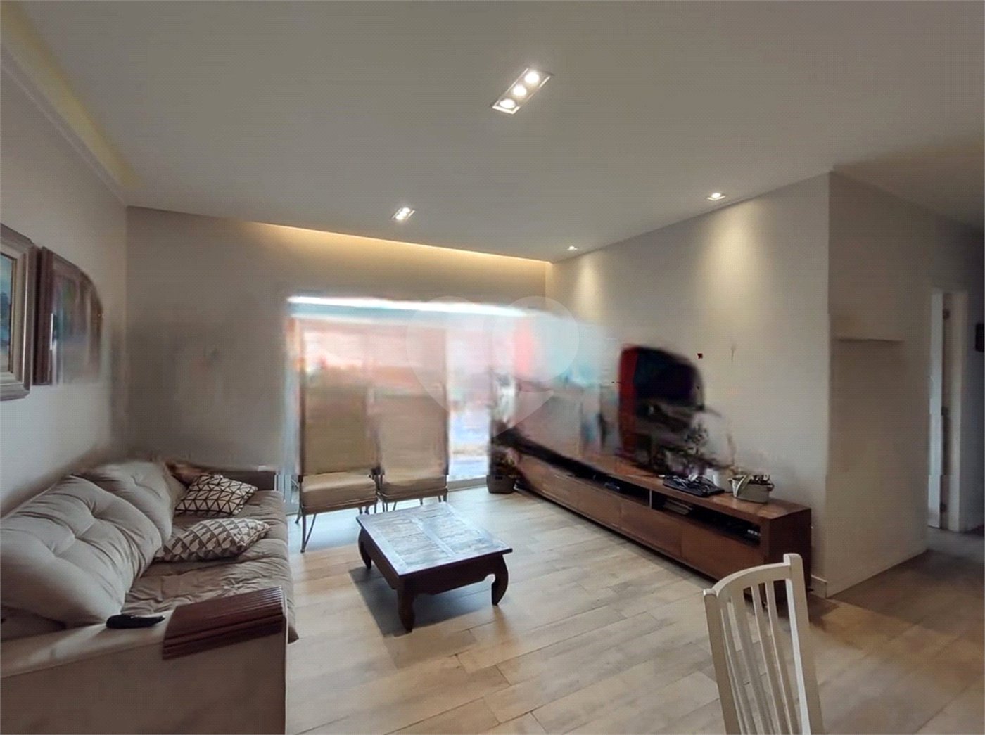 Apartamento à venda com 3 quartos, sendo 1 suíte, em Tremembé, São Paulo, SP