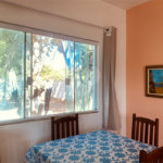 Casa em condomínio para alugar com 2 quartos, sendo 1 suíte, em Caravelas, Armação dos Búzios, RJ
