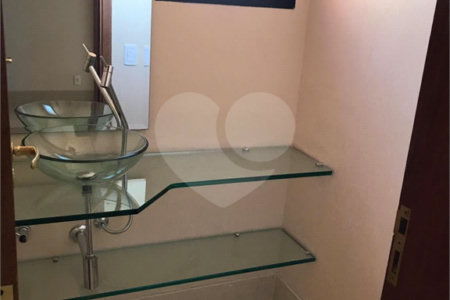 Apartamento à venda com 3 quartos, sendo 1 suíte, em Vila Andrade, São Paulo, SP
