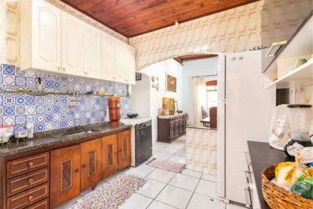 Casa com 3 dormitórios à venda, 276 m² por R$ 700.000,00 - Vitória Régia - Atibaia/SP