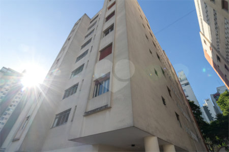 Apartamento à venda com 2 quartos em Moema, São Paulo, SP