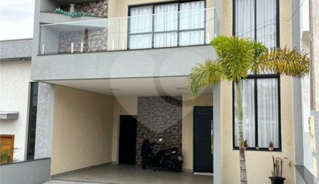 Casa à venda com 3 quartos, sendo 1 suíte,  no condomínio Horto Florestal Villagio, Sorocaba - SP