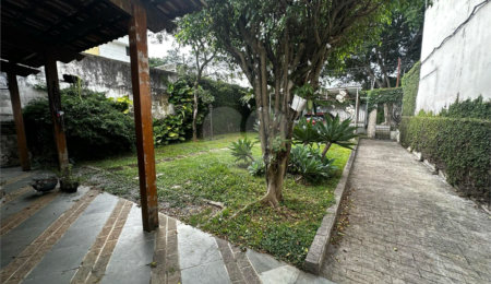 Casa à venda com 3 quartos, sendo 1 suíte,  em Planalto Paulista, São Paulo, SP