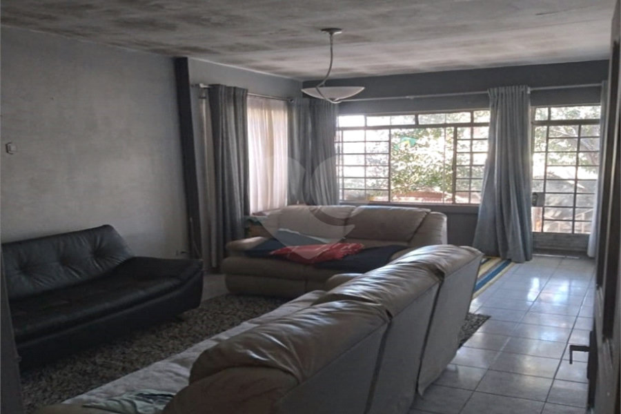 Casa Térrea à venda com 3 quartos em Tucuruvi, São Paulo, SP