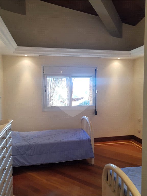 Casa à venda com 5 suítes em Jardim Leonor, São Paulo, SP