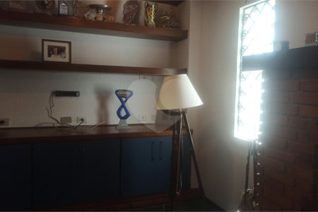 Casa à venda com 4 quartos, sendo 3 suítes, em Jardim Itaperi, Atibaia, SP