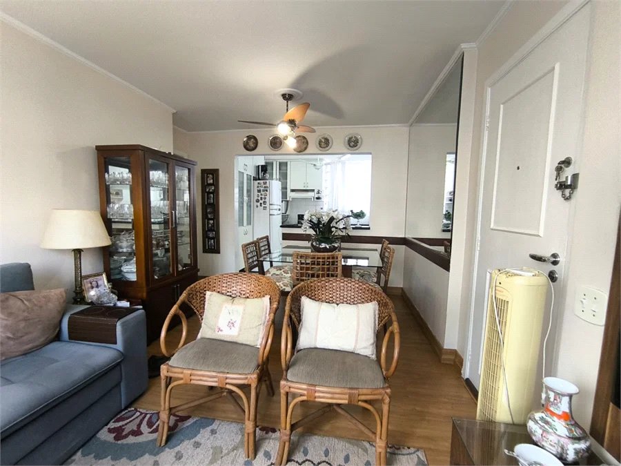 Apartamento à venda com 2 quartos, sendo 1 suíte, em Pinheiros, São Paulo, SP