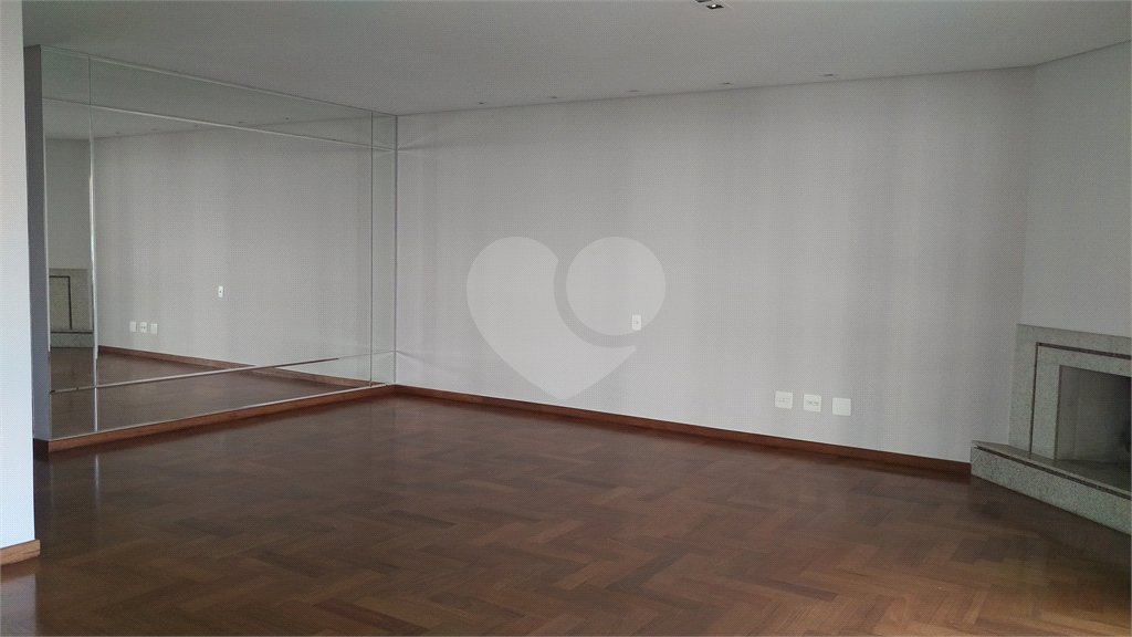 Apartamento à venda com 4 suítes em Vila Suzana, São Paulo, SP