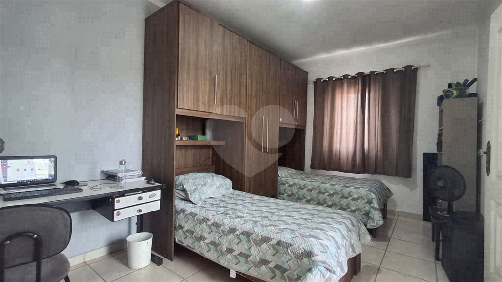 Casa à venda com 3 quartos em Jardim São Guilherme, Sorocaba, SP