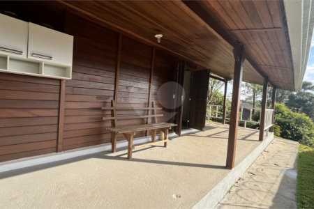 Casa Térrea para alugar com 3 quartos, sendo 1 suíte, em Jardim Estância Brasil, Atibaia, SP
