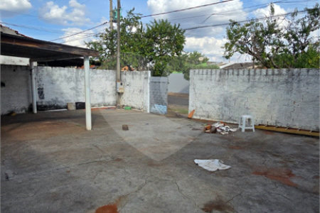Casa à venda com 2 quartos em Jardim Pinheiros (vila Xavier), Araraquara, SP