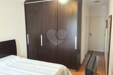 Casa à venda com 3 quartos, sendo 1 suíte,  em Vila Gustavo, São Paulo, SP