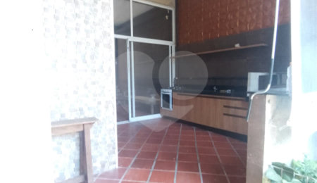 Casa à venda com 2 quartos, sendo 1 suíte, em Ipiranga, São Paulo, SP