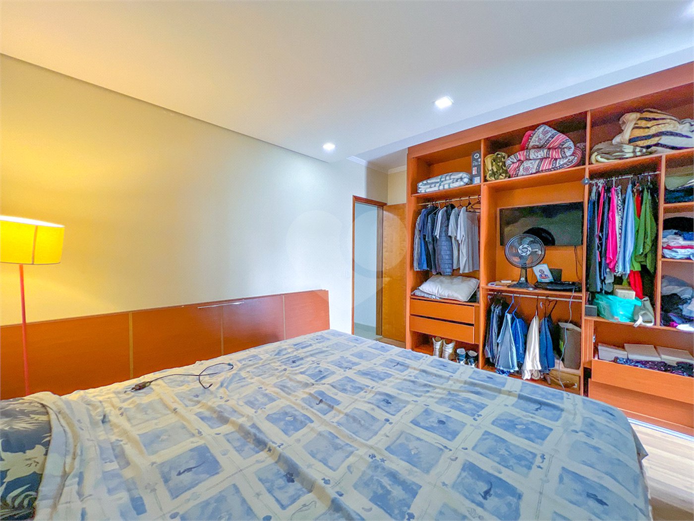 Sobrado à venda com 3 quartos, sendo 1 suíte,  em Tremembé, São Paulo, SP