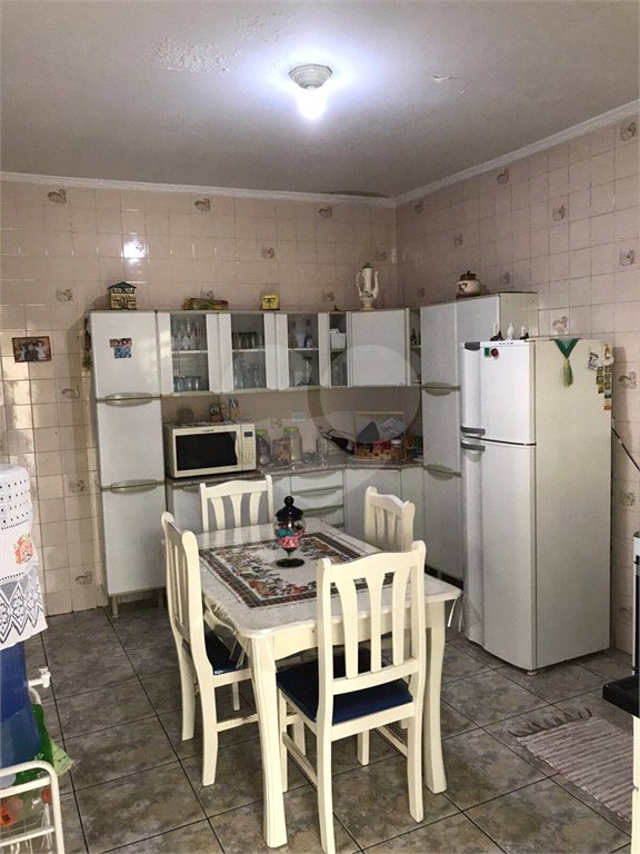 Casa à venda com 2 quartos em Jardim Ivonete, Poá, SP