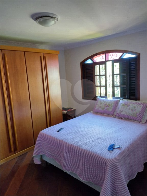 Sobrado à venda com 3 quartos, sendo 2 suítes, em Cidade Cruzeiro do Sul, Suzano, SP