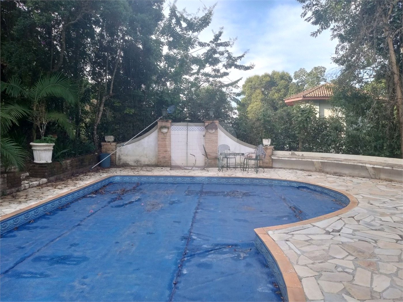 Chácara à venda com 7 quartos, sendo 3 suítes, em Saboó, São Roque, SP
