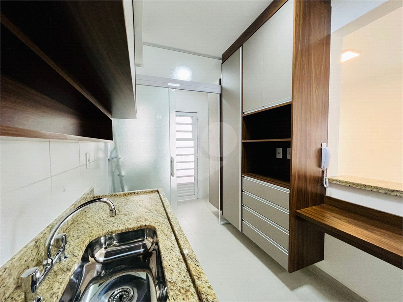 Apartamento para alugar com 2 quartos, sendo 1 suíte, em Jardim Piratininga, Sorocaba, SP