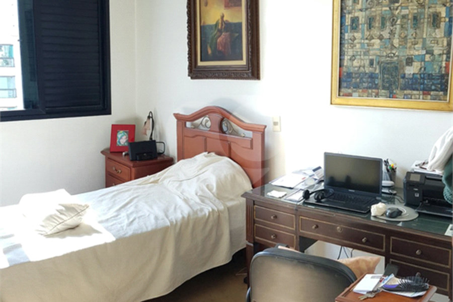 Duplex à venda com 3 suítes em Morumbi, São Paulo, SP
