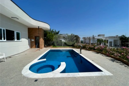 Casa à venda com 4 suítes no condomínio Aruã Eco Park, Mogi das Cruzes - SP