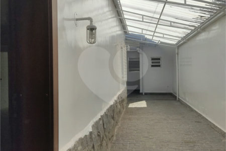 Sobrado à venda com 3 quartos em Santo Amaro, São Paulo, SP
