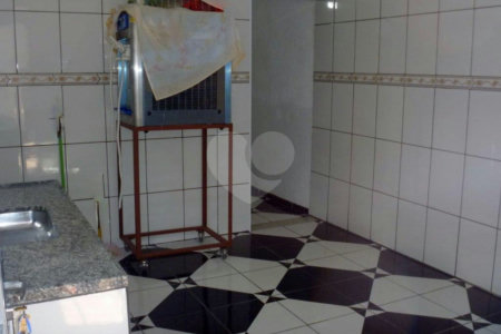 Casa à venda com 2 quartos no condomínio Parqu Domingos Luís,152, São Paulo - SP