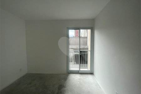 Casa à venda com 2 quartos no condomínio Severa, São Paulo - SP