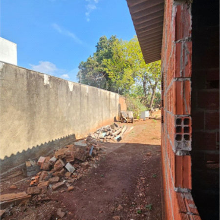 Casa à venda com 3 quartos, sendo 1 suíte, em Vila Áurea, Ponta Porã, MS