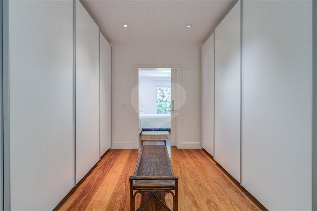 Casa Térrea à venda com 4 suítes em Alto da Boa Vista, São Paulo, SP