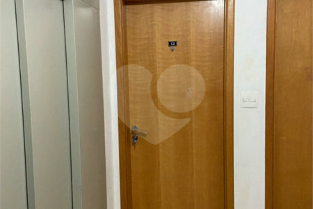 Apartamento à venda com 3 quartos, sendo 1 suíte, em Jardim Estoril, São José dos Campos, SP
