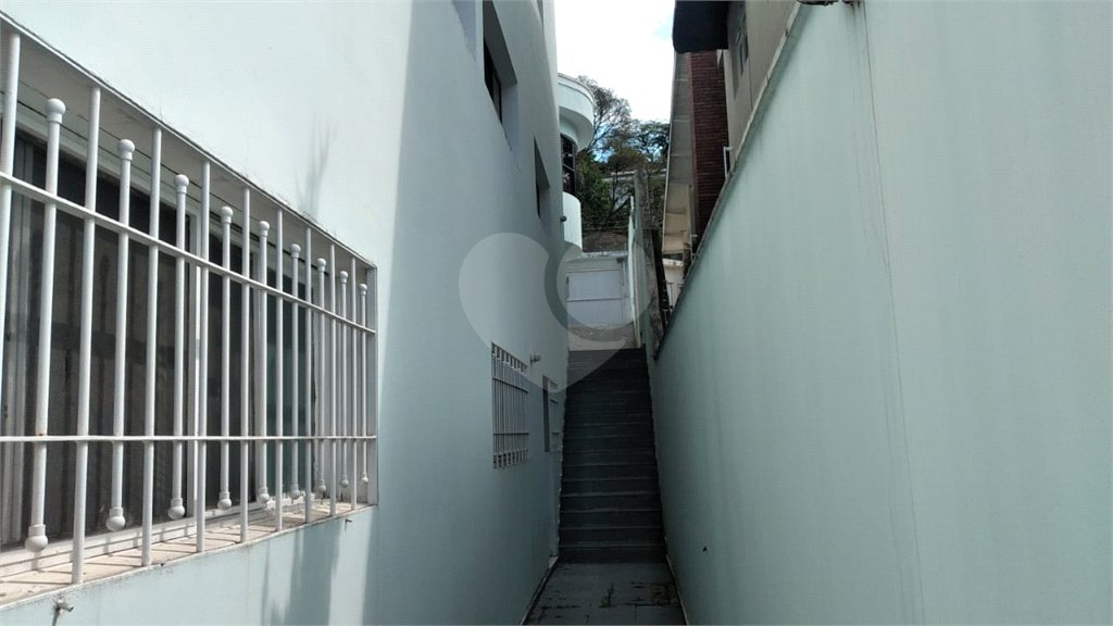 Sobrado à venda com 4 quartos, sendo 2 suítes, em Horto, São Paulo, SP