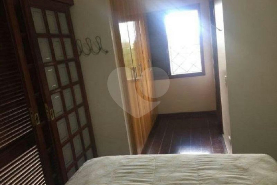 Sobrado à venda com 3 quartos, sendo 1 suíte, em Tremembé, São Paulo, SP