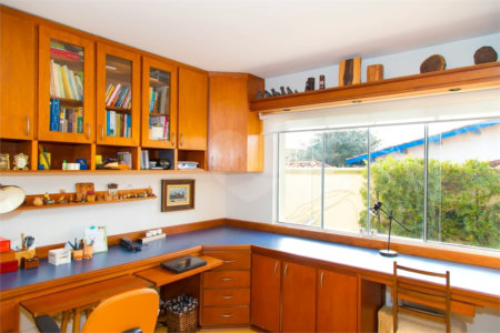 Casa à venda com 4 quartos, sendo 1 suíte, no Centro, Atibaia, SP