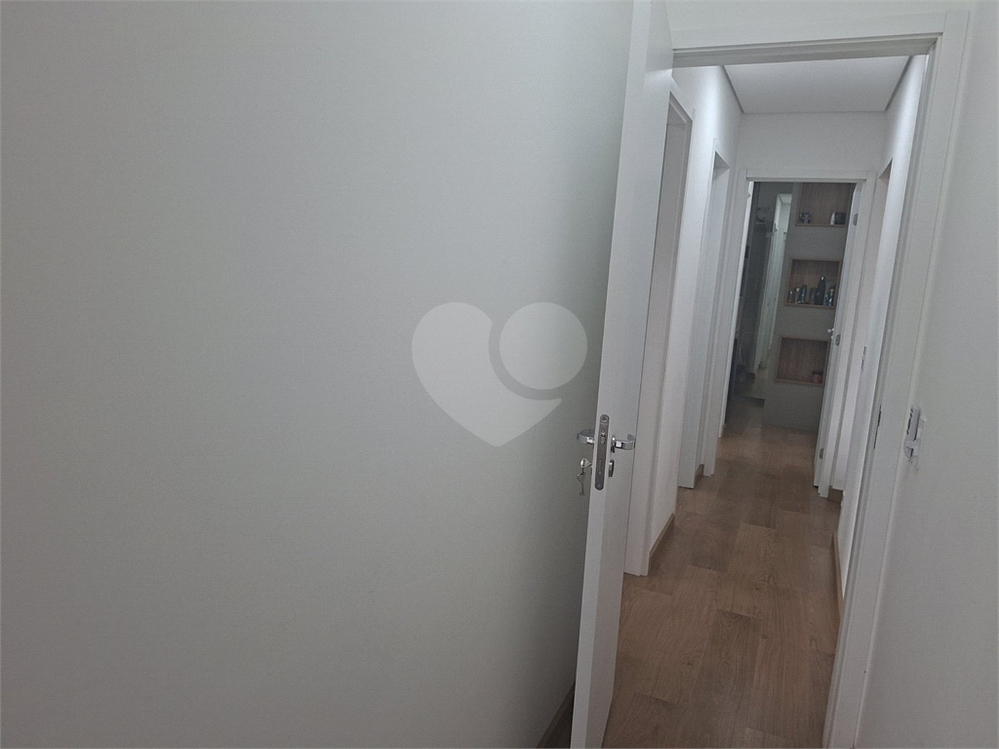 Apartamento à venda com 3 quartos, sendo 1 suíte,  no Centro, Itapetininga, SP