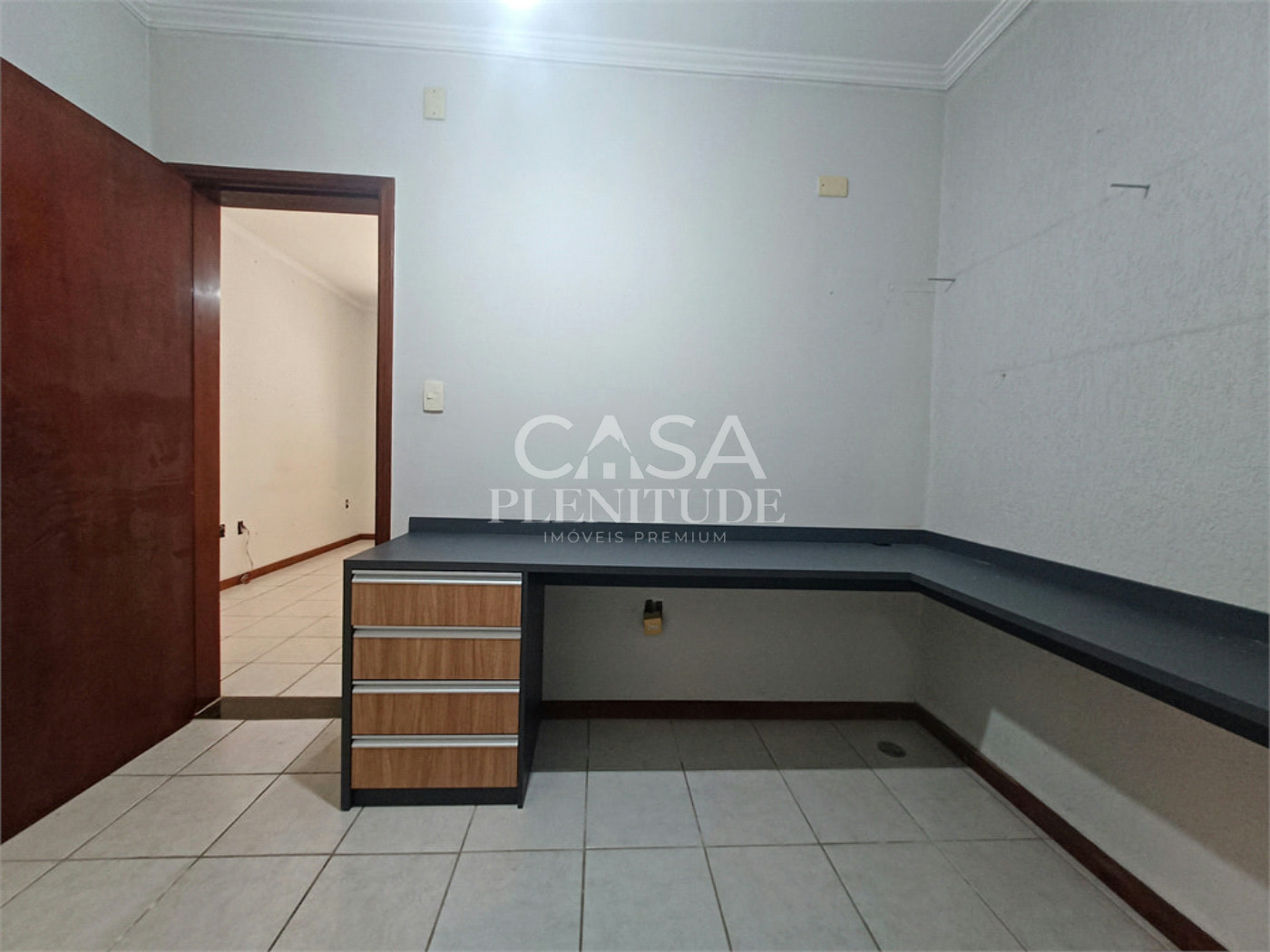 Casa à venda com 4 quartos, sendo 2 suítes, em Jardim Residencial Deolinda Guerra, Sorocaba, SP
