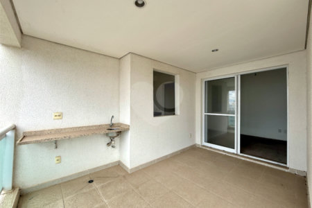 Apartamento à venda com 2 quartos, sendo 1 suíte, em Alto da Boa Vista, São Paulo, SP