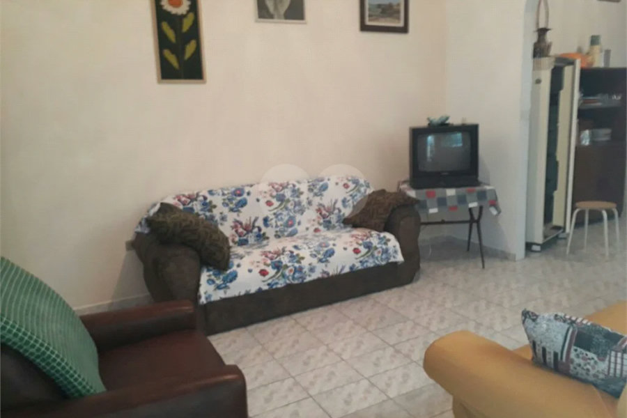 Casa Térrea à venda com 2 quartos, sendo 1 suíte, no Centro, Itanhaém, SP