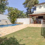 Casa à venda com 5 quartos, sendo 3 suítes, em Chácara Monte Alegre, São Paulo, SP