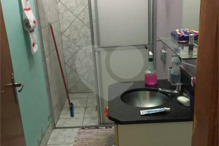 Casa à venda com 3 quartos, sendo 1 suíte, em Jardim Santa Efigênia, Salto, SP