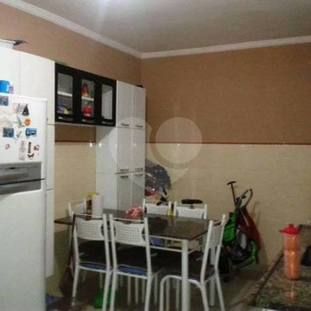 Sobrado à venda com 3 quartos, sendo 1 suíte, em Vila Gustavo, São Paulo, SP