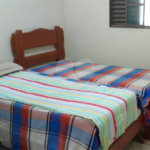 Casa térrea com 2 dormitórios.