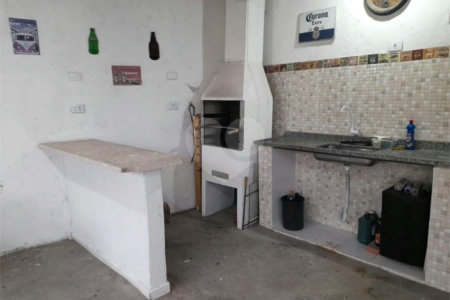 Casa à venda com 4 quartos, sendo 1 suíte, em City Bussocaba, Osasco, SP