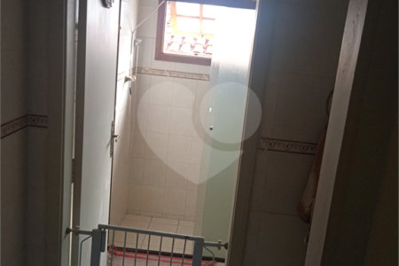 Casa à venda com 8 quartos, sendo 3 suítes, em Jardim Terceiro Centenário, Atibaia, SP