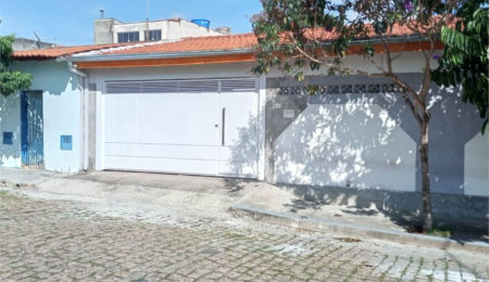 Casa de Vila à venda com 3 quartos em Jardim Santa Cruz, Salto, SP