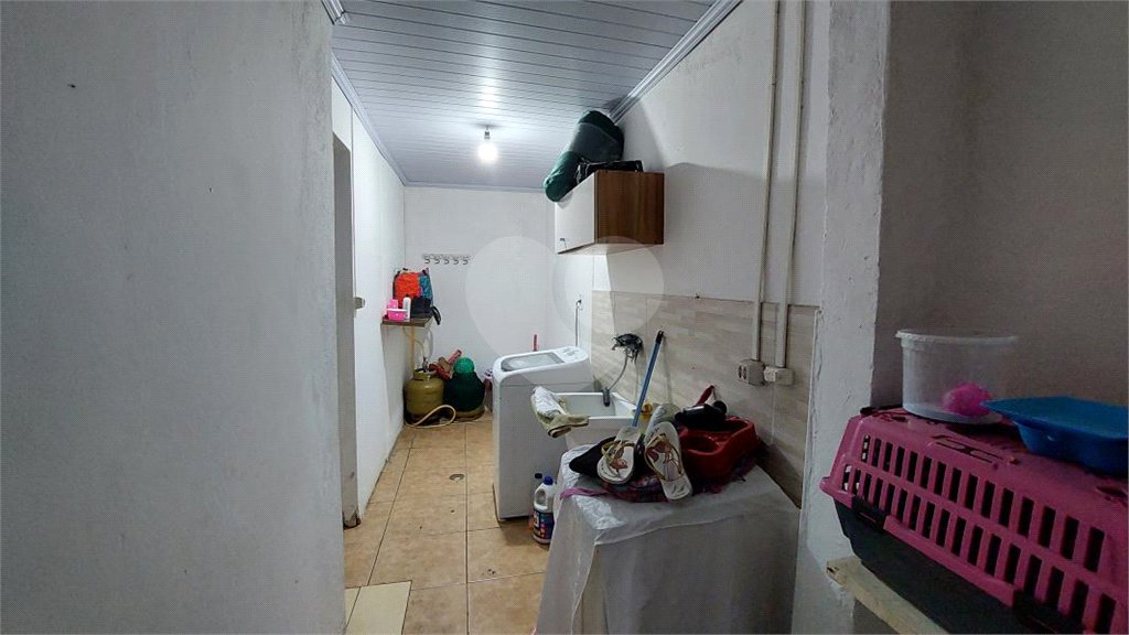 Casa à venda com 3 quartos, sendo 1 suíte,  em Vila Nivi, São Paulo, SP