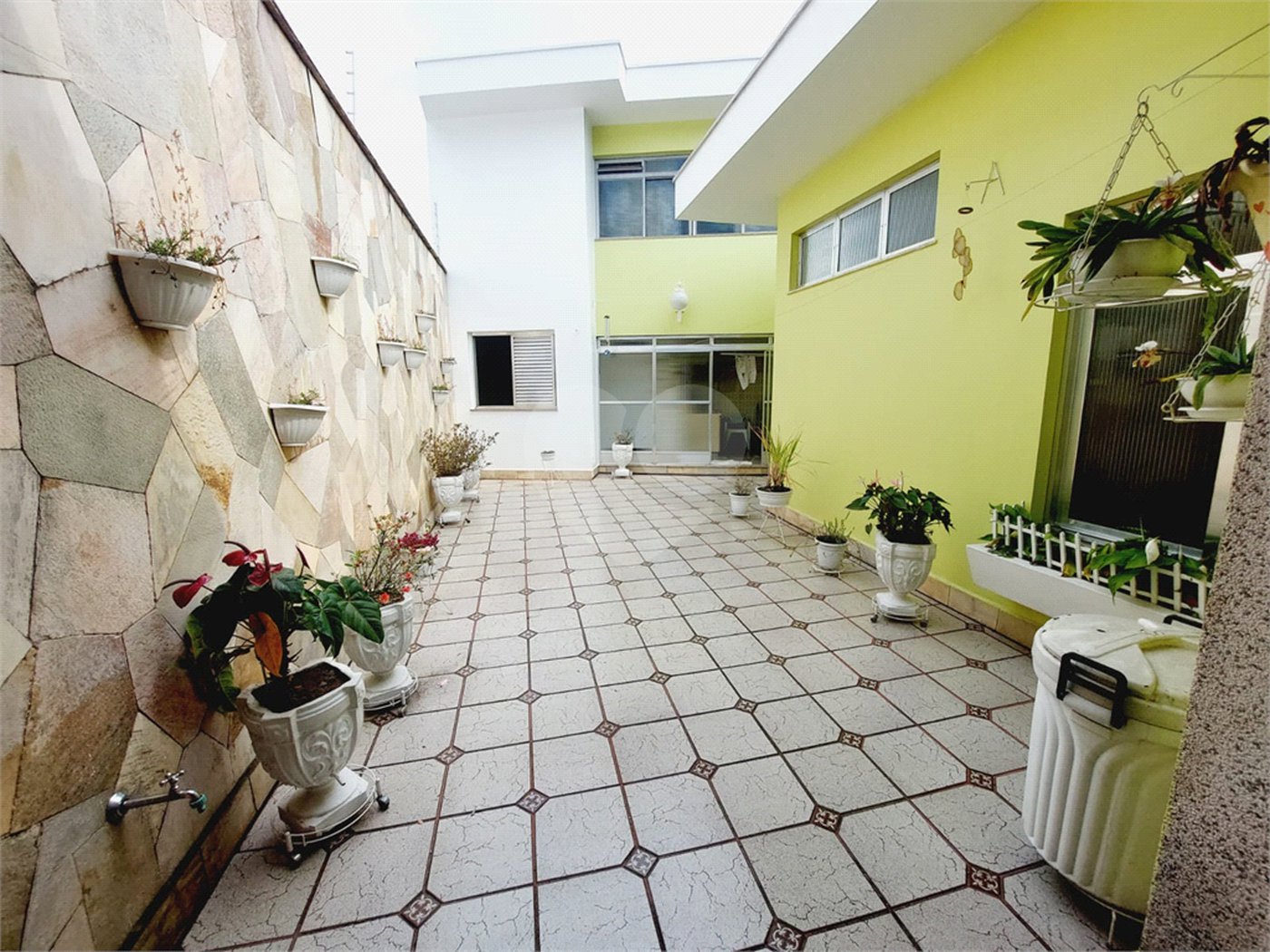 Casa à venda com 3 quartos, sendo 1 suíte, em Vila Bela Aliança, São Paulo, SP