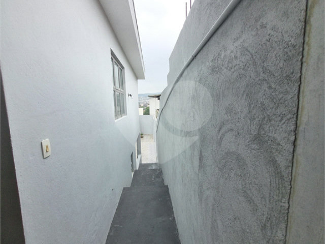 Casa de Vila para alugar com 2 quartos em Vila Nova Cachoeirinha, São Paulo, SP