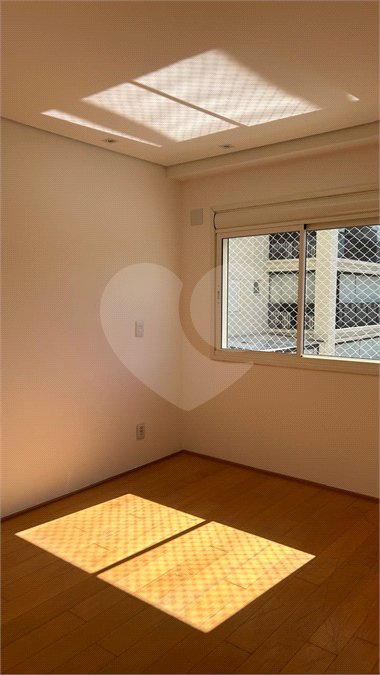 Apartamento para alugar com 3 suítes em Santana, São Paulo, SP
