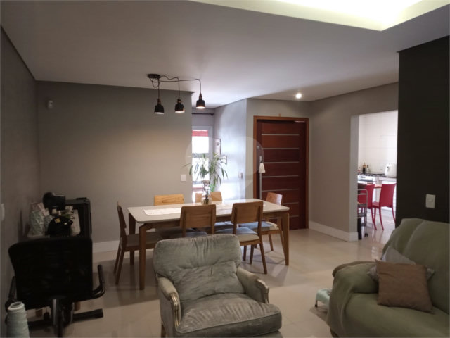 Casa à venda com 3 quartos, sendo 1 suíte,  em Vila Guilherme, São Paulo, SP