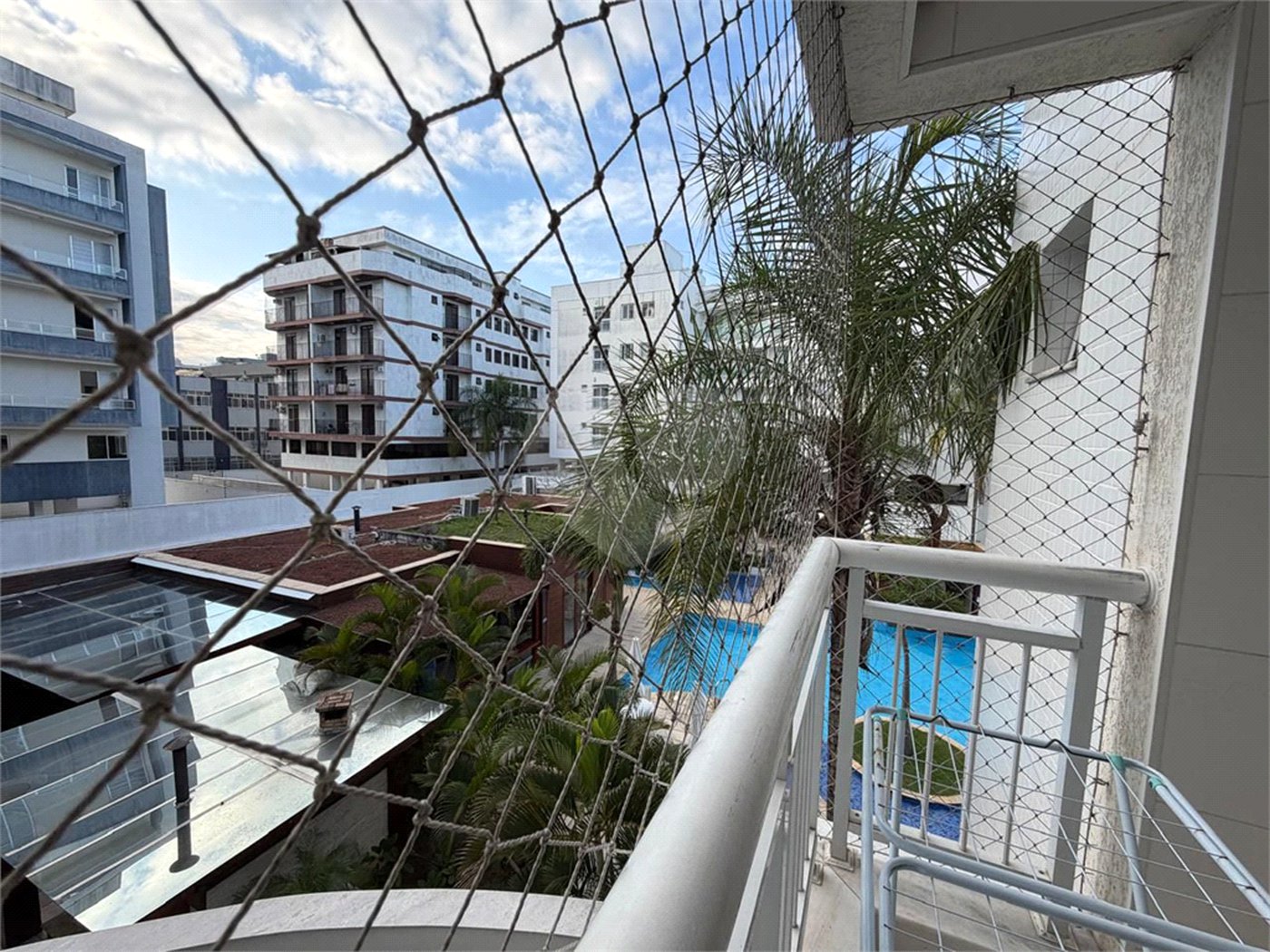 Apartamento à venda com 3 suítes em Braga, Cabo Frio, RJ